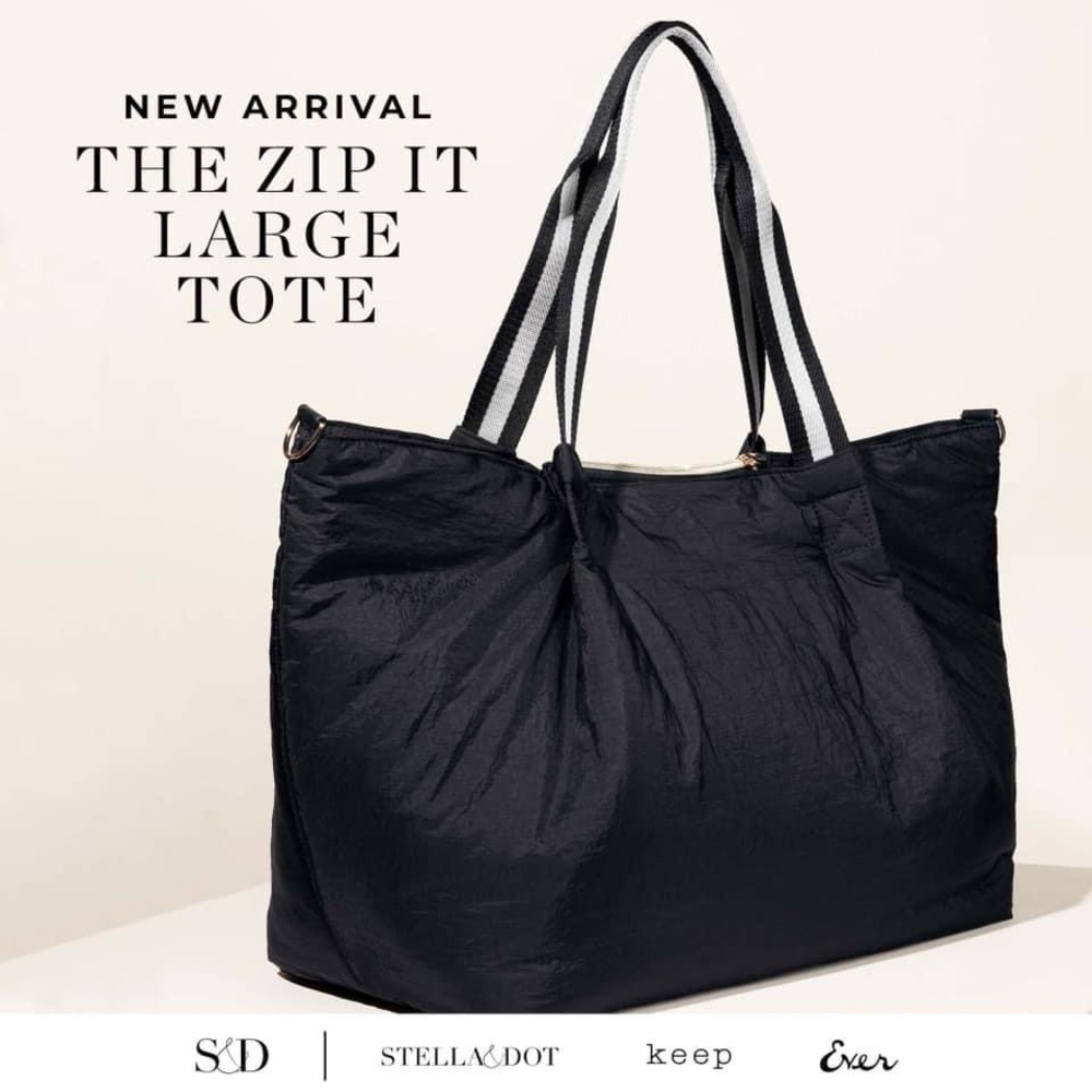 Stella & Dot Large Zip It Tote with detachable inside pouch